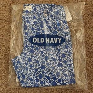 Blue/white floral Old Navy Pixie pants, size 2
